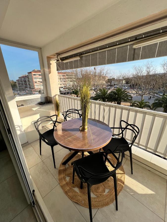 Le Bonheur De Saint Aygulf Apartment Ngoại thất bức ảnh
