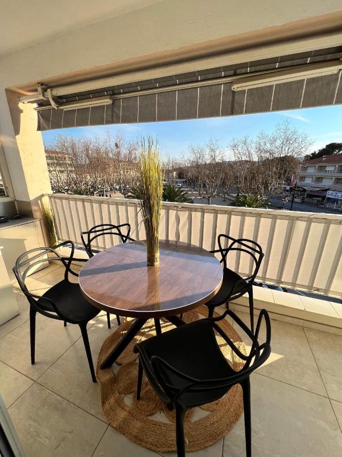 Le Bonheur De Saint Aygulf Apartment Ngoại thất bức ảnh